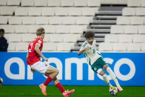 ركلة جزاء و3 بطاقات حمراء.. انطلاقة صعبة للسعودية في كأس العالم تحت 17 عامًا